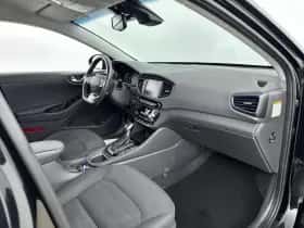 Hyundai Ioniq (2018) thumbnail 18