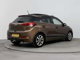 Hyundai i20 (2015) thumbnail 2