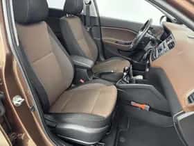 Hyundai i20 (2015) thumbnail 26
