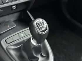 Hyundai i10 (2021) thumbnail 25