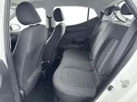Hyundai i10 (2021) thumbnail 29