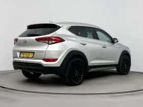 Hyundai Tucson (2017) thumbnail 2