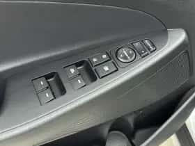 Hyundai Tucson (2017) thumbnail 17