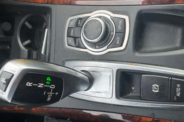BMW X5 (2011) thumbnail 5
