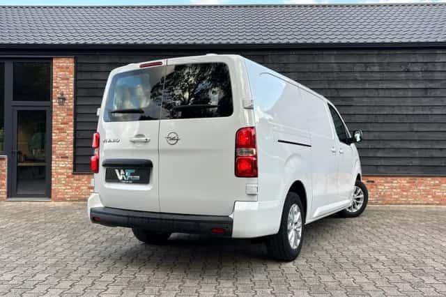 Opel Vivaro (2022) thumbnail 4