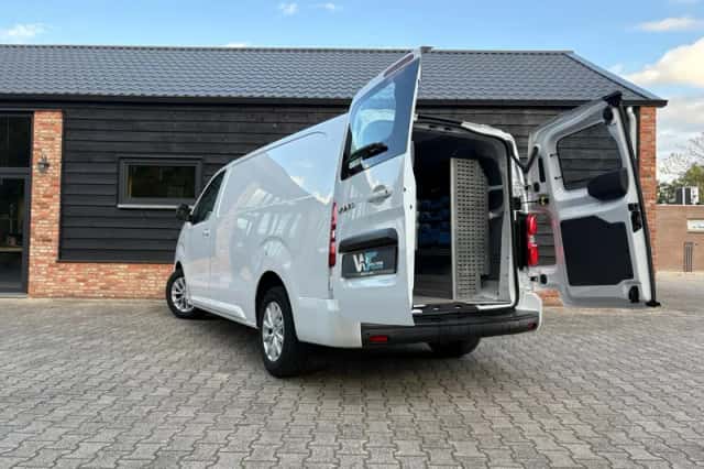 Opel Vivaro (2022) thumbnail 6