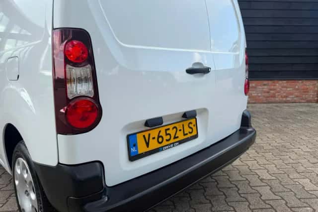 Peugeot Partner (2018) thumbnail 5