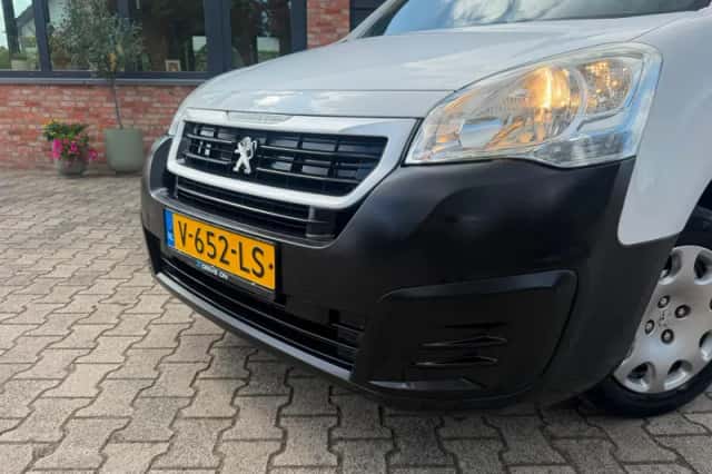 Peugeot Partner (2018) thumbnail 6