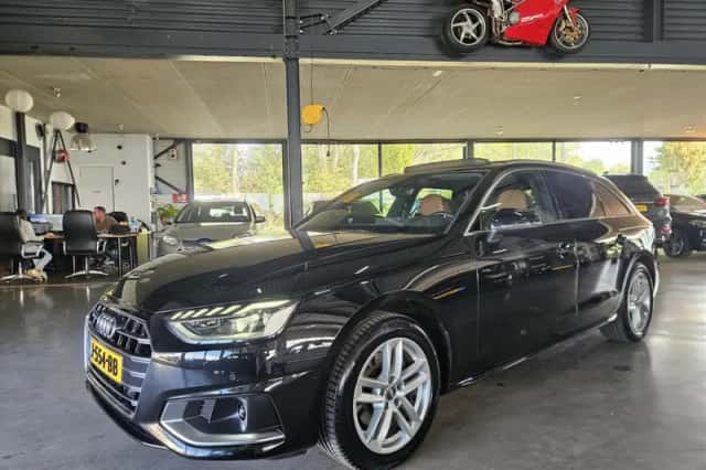 Audi A4 (2020) thumbnail 2