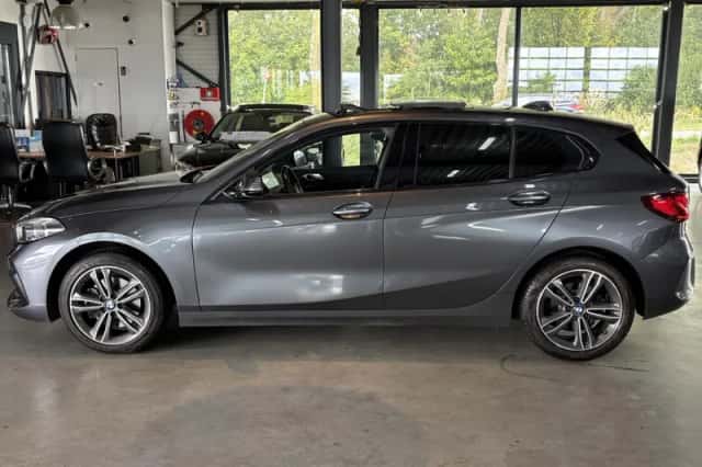 BMW 1-Serie (2019) thumbnail 3