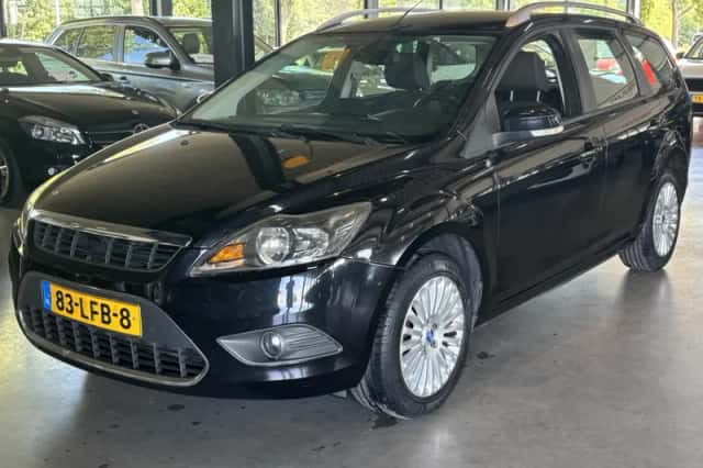 Ford Focus (2010) thumbnail 1