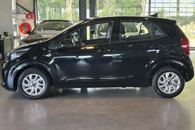 Kia Picanto (2017) thumbnail 2