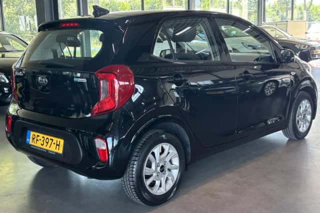 Kia Picanto (2017) thumbnail 4