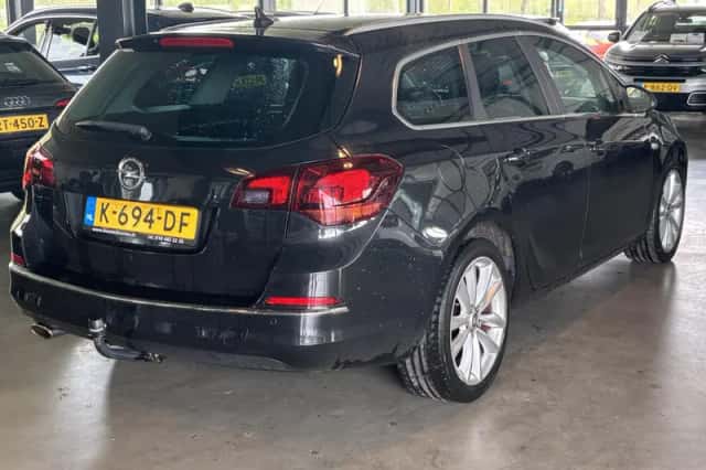 Opel Astra (2013) thumbnail 5
