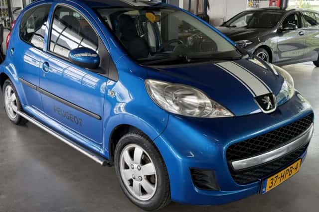 Peugeot 107 (2009) thumbnail 6