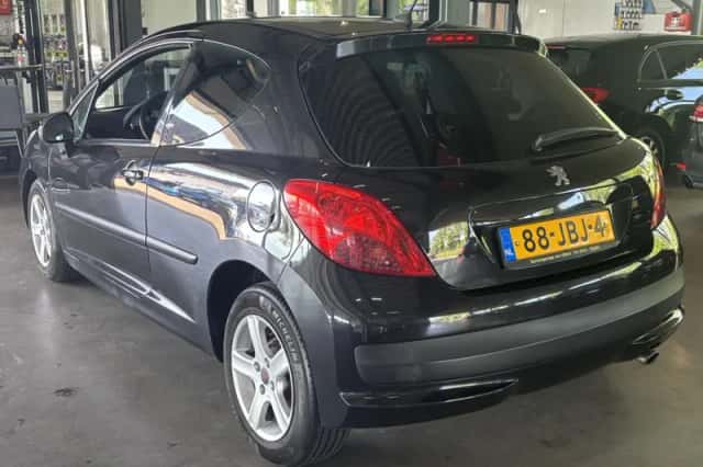 Peugeot 207 (2009) thumbnail 3