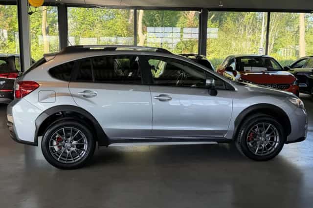 Subaru XV (2015) thumbnail 5