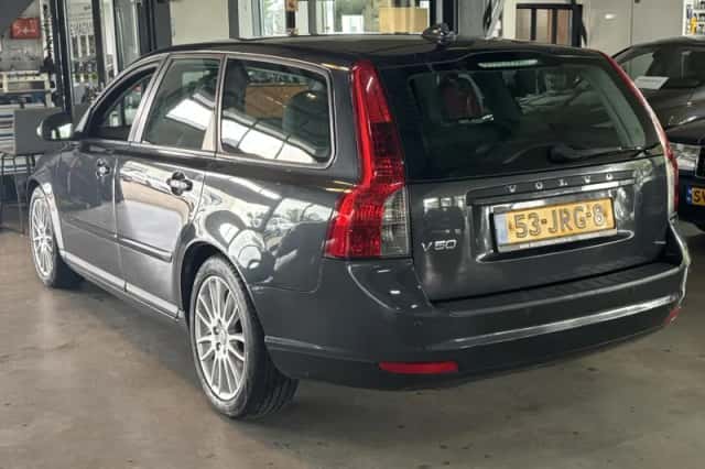Volvo V50 (2009) thumbnail 3