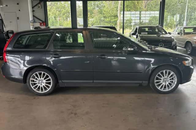 Volvo V50 (2009) thumbnail 5