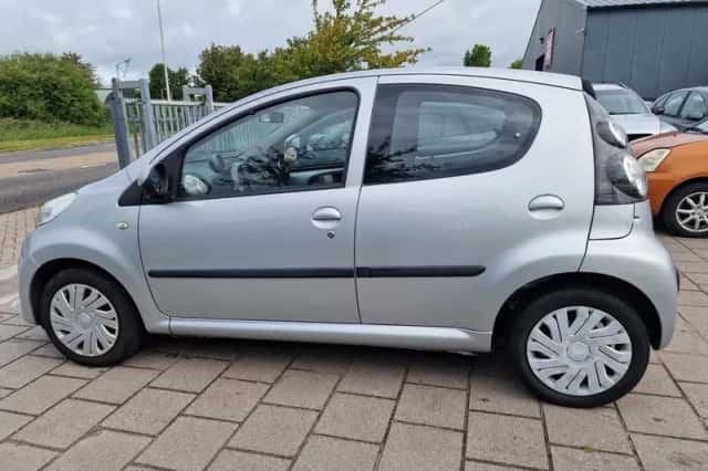 Citroën C1 (2010) thumbnail 3