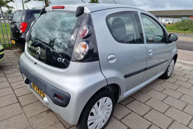 Citroën C1 (2010) thumbnail 6