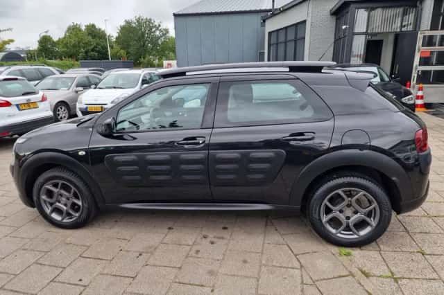 Citroën C4 Cactus (2018) thumbnail 3