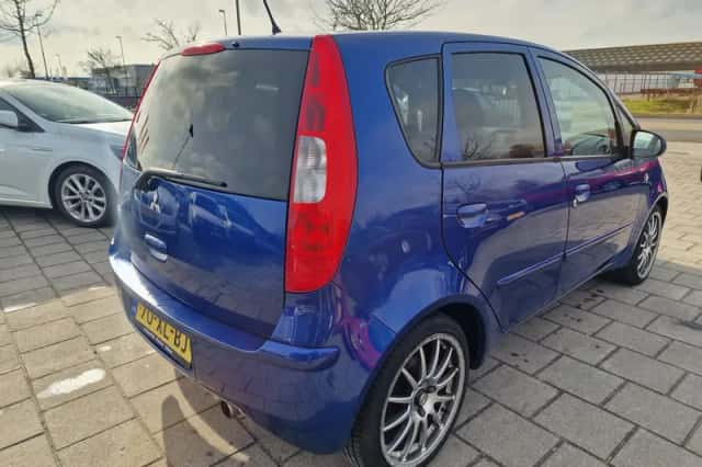 Mitsubishi Colt (2007) thumbnail 6