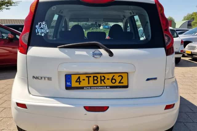 Nissan Note (2011) thumbnail 5