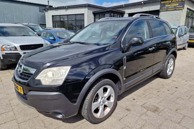 Opel Antara (2006) thumbnail 1
