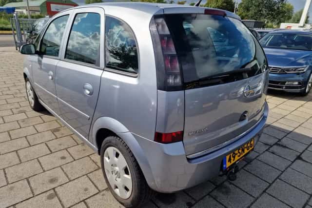 Opel Meriva (2006) thumbnail 4