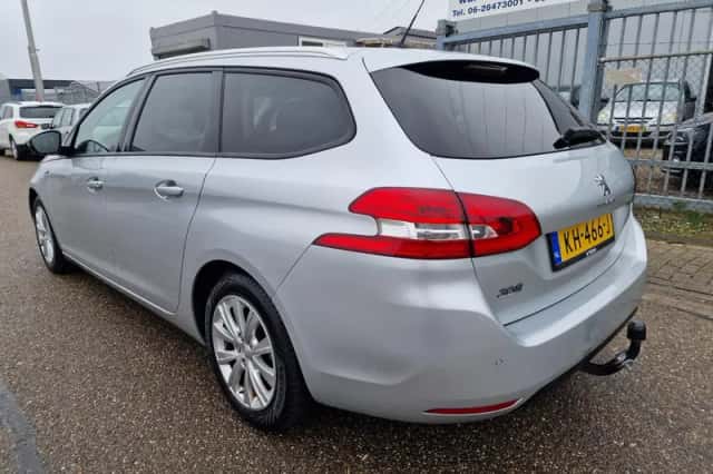 Peugeot 308 (2016) thumbnail 4
