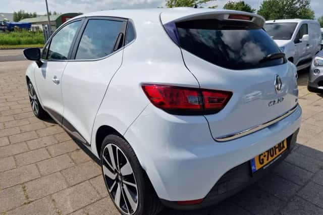 Renault Clio (2016) thumbnail 4