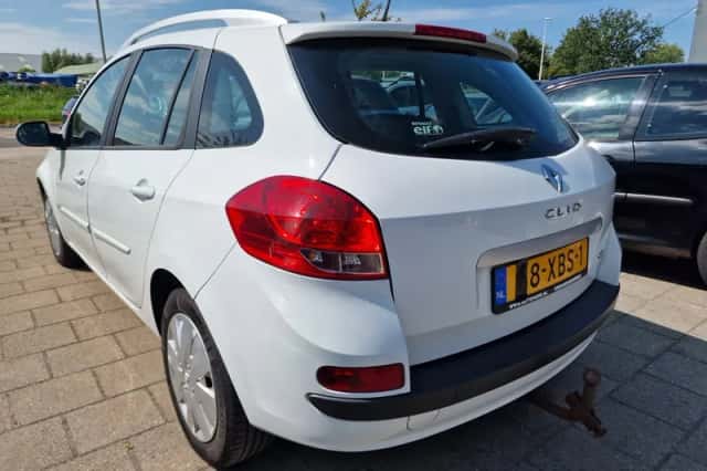 Renault Clio (2012) thumbnail 4