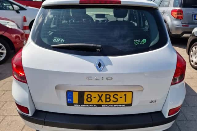 Renault Clio (2012) thumbnail 5