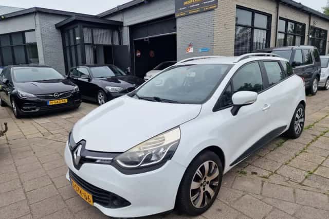 Renault Clio (2013) thumbnail 1