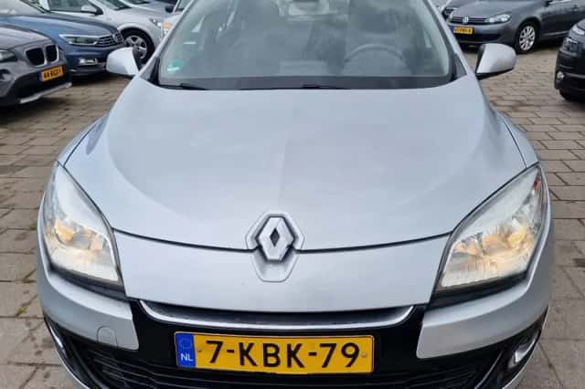 Renault Mégane (2013) thumbnail 2