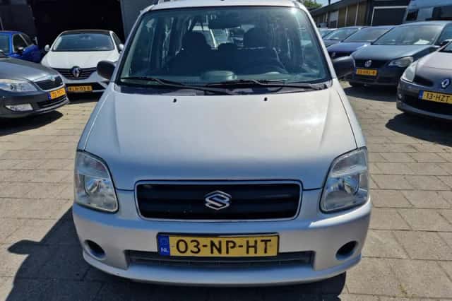 Suzuki Wagon R+ (2004) thumbnail 2