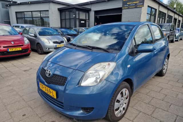 Toyota Yaris (2007) thumbnail 1