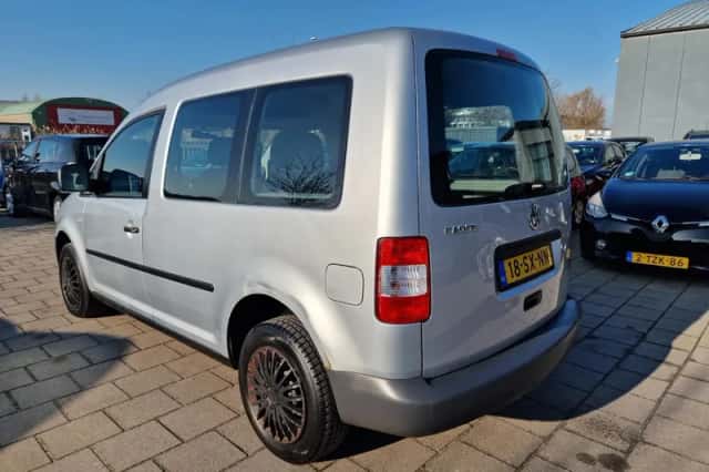 Volkswagen Caddy (2006) thumbnail 4