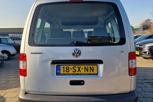 Volkswagen Caddy (2006) thumbnail 5