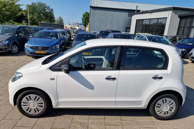 Volkswagen Up! (2013) thumbnail 3