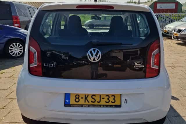 Volkswagen Up! (2013) thumbnail 5