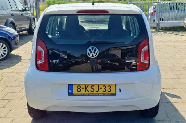 Volkswagen Up! (2013) thumbnail 6
