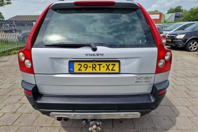 Volvo XC90 (2003) thumbnail 5