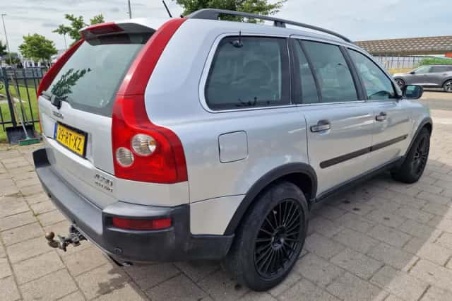 Volvo XC90 (2003) thumbnail 6