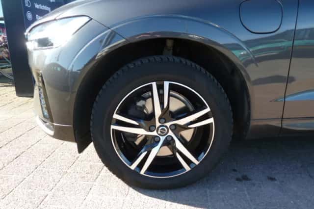 Volvo XC60 (2021) thumbnail 6