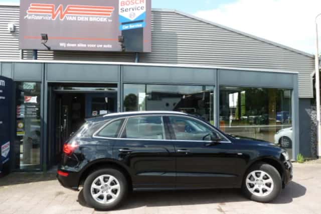 Audi Q5 (2016) thumbnail 3