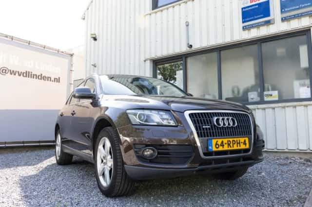 Audi Q5 (2011) thumbnail 4