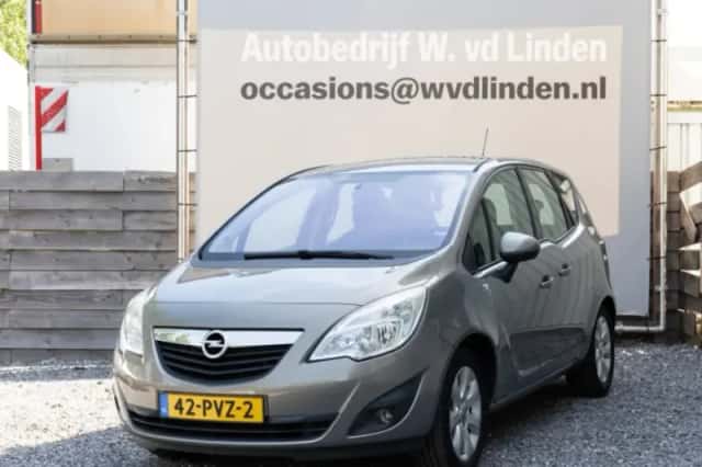 Opel Meriva (2010) thumbnail 1