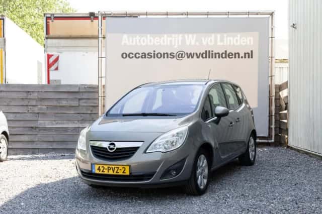 Opel Meriva (2010) thumbnail 2